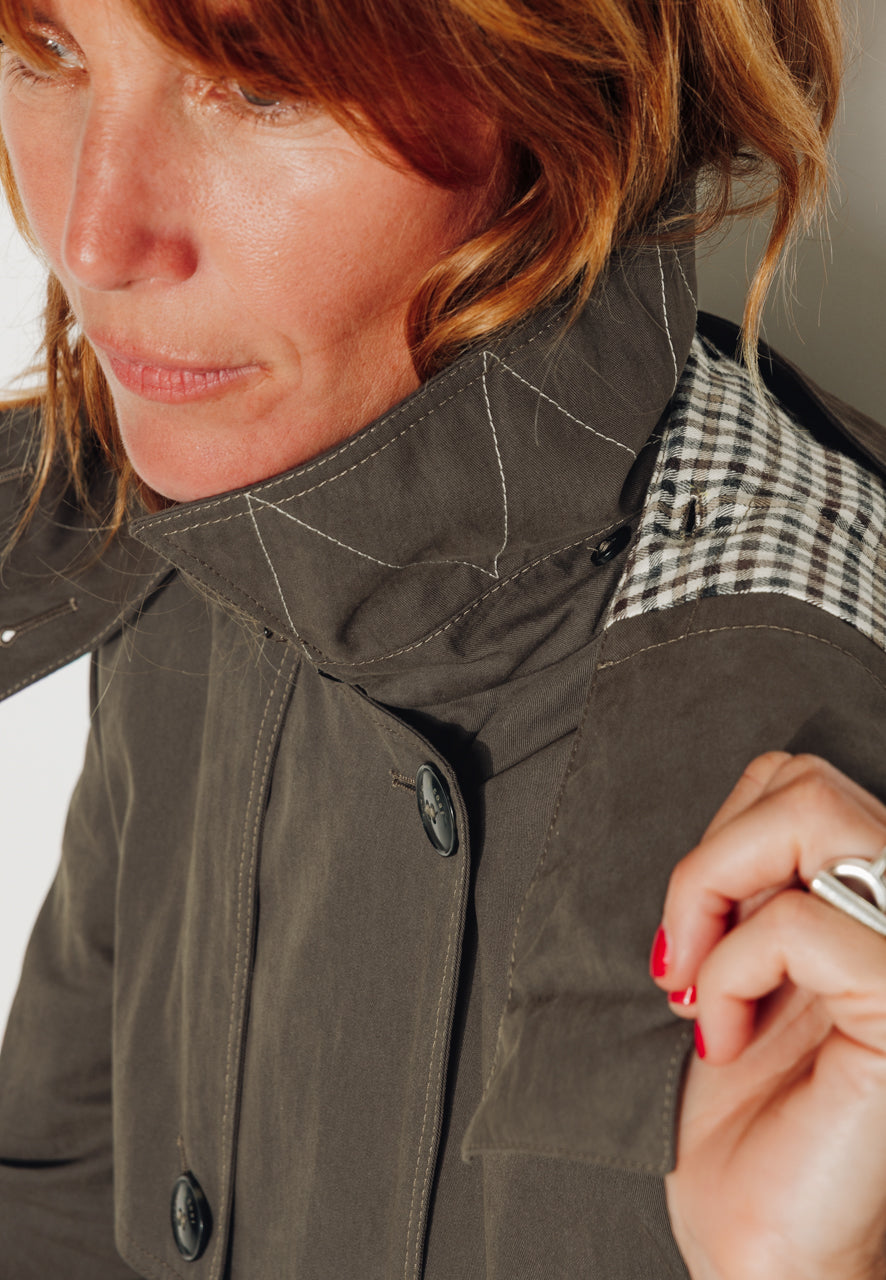trench-coat-rosier-trench-capuche-amovible-en-coton-d-perlant-taupe-mi-long image 7