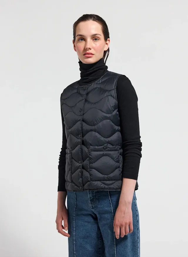 pyrenex-orite-vest-doudoune-sans-manches-femme-noire image 1