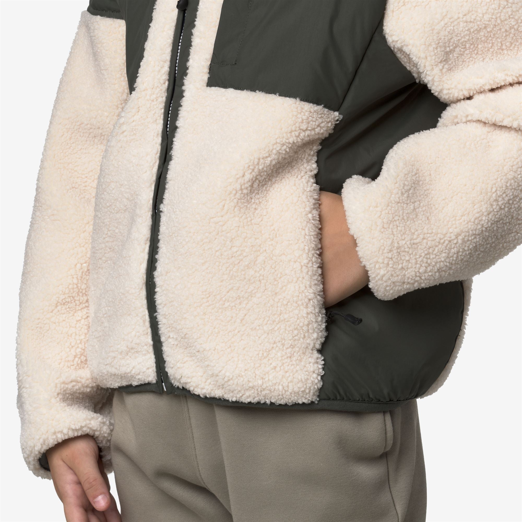 k-way-p-samson-4-0-orsetto-polaire-sherpa-enfant-green-blackish-ecru image 4