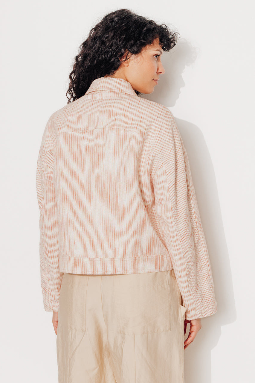 trench-coat-kerria-veste-courte-rayures-coton-et-lin-corail image 2