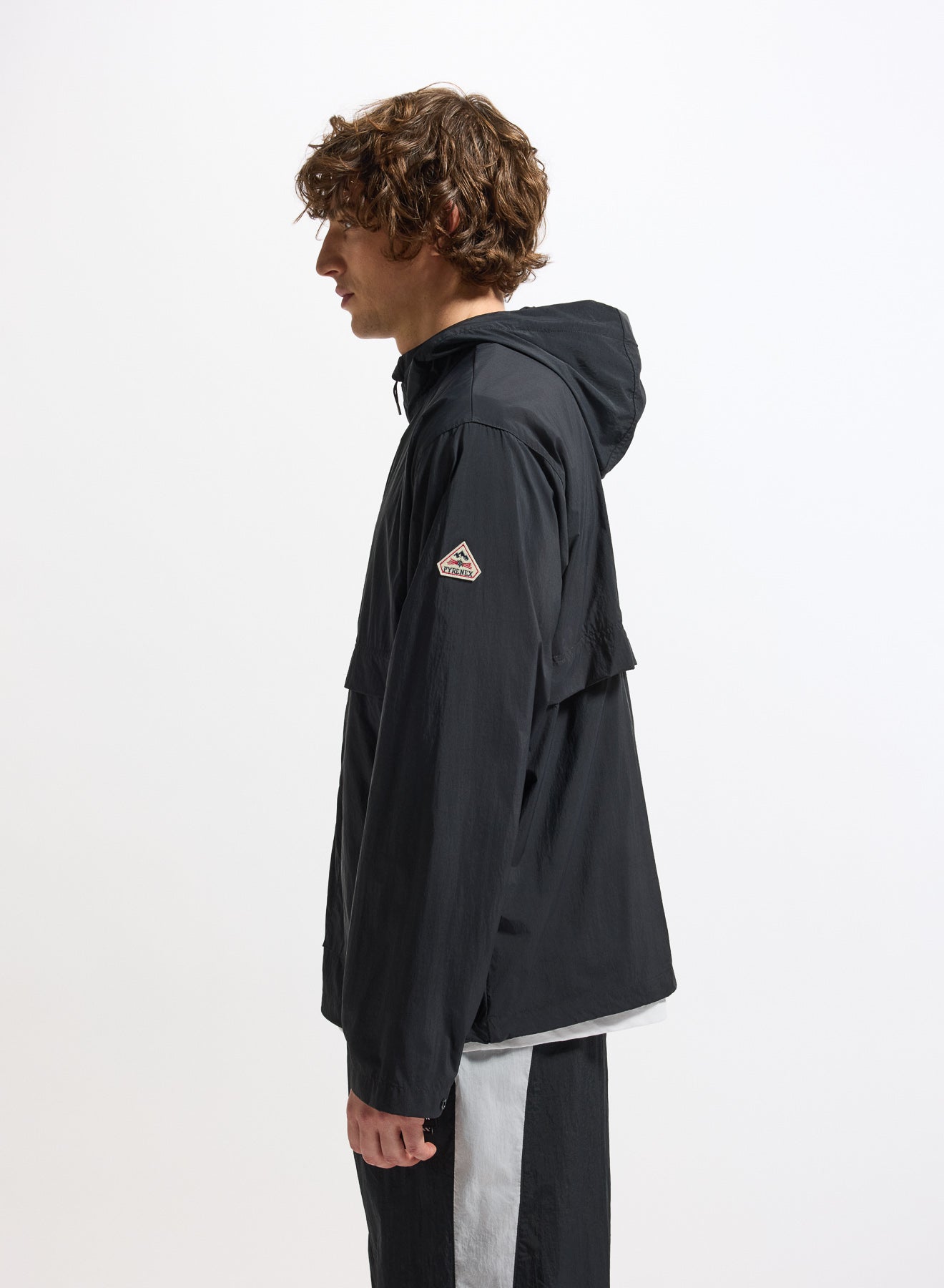 pyrenex-soulere-coupe-vent-unisexe-capuche-noir image 5
