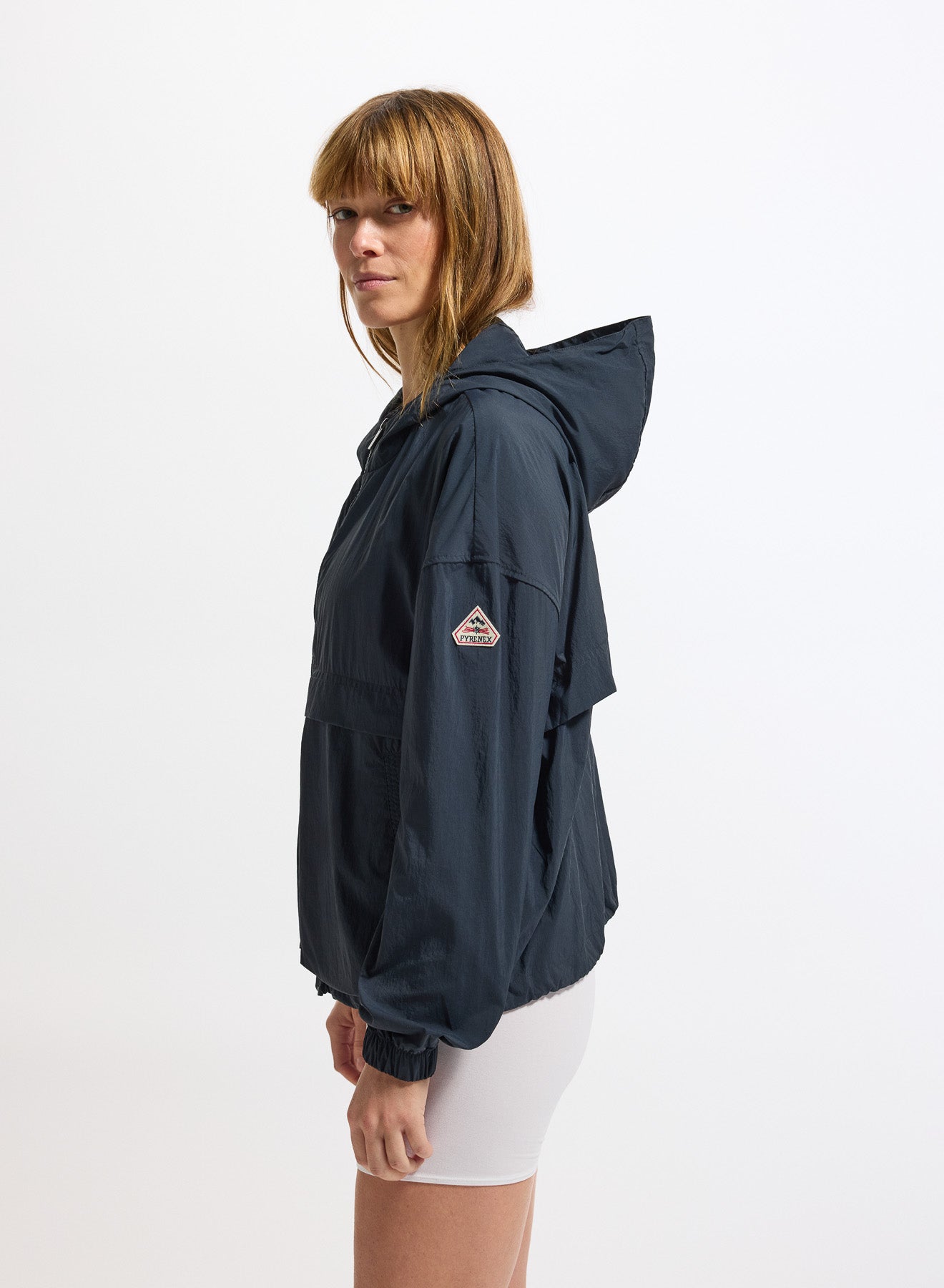pyrenex-yoko-coupe-vent-court-femme-tissu-recycl-deep-ink image 3
