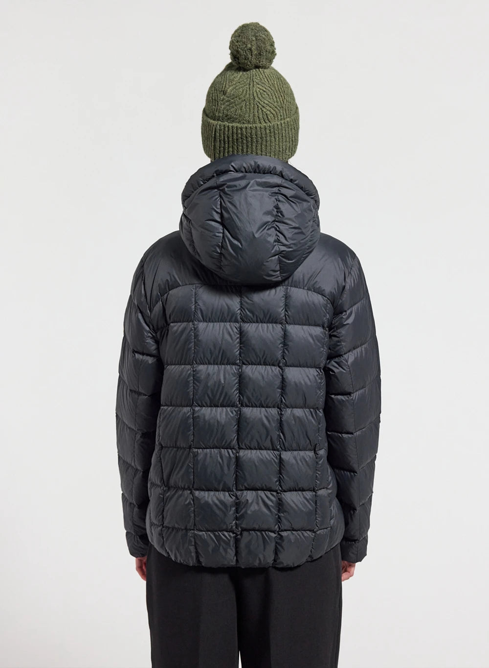 pyrenex-sunray-doudoune-ultra-l-g-re-capuche-femme-noire image 4