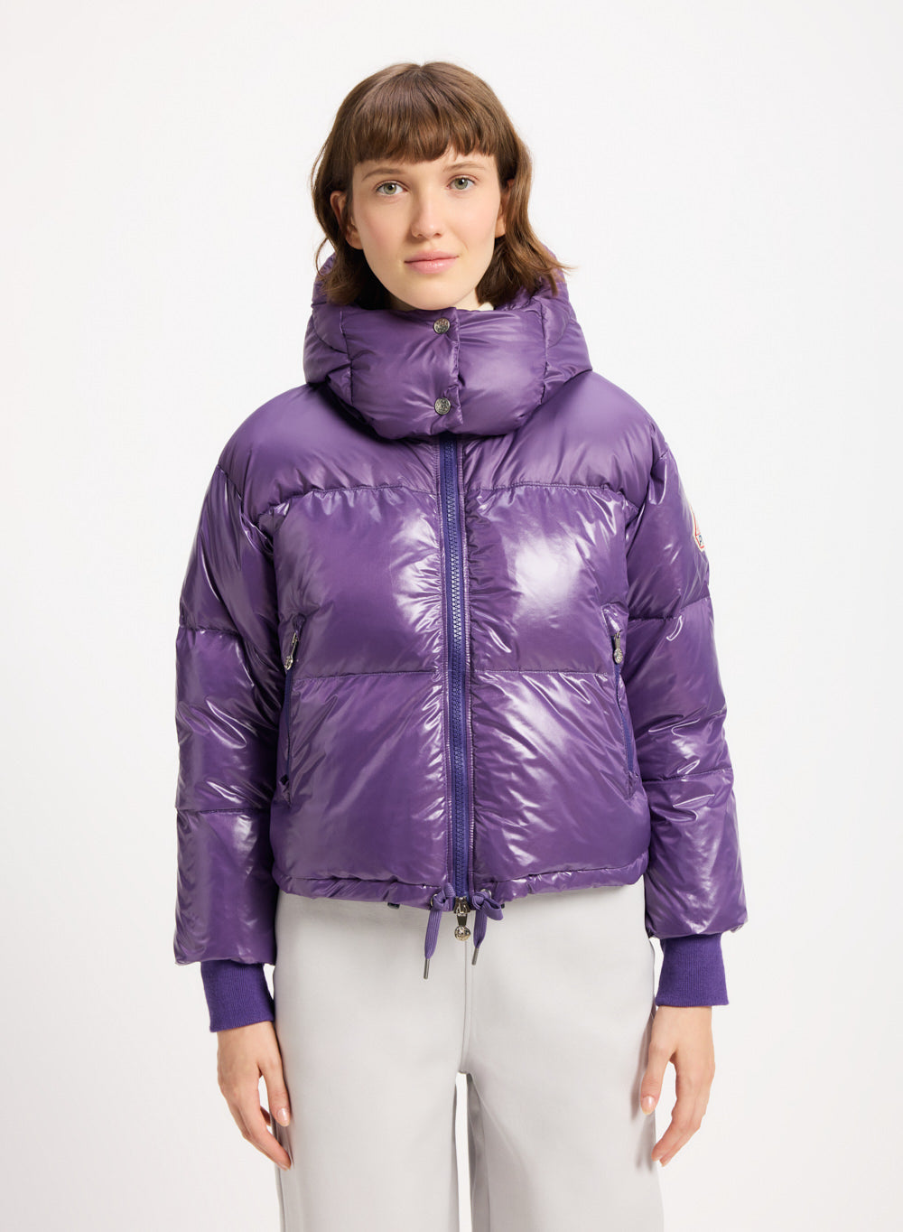 doudoune-courte-capuche-femme-pyrenex-altic-violette image 1