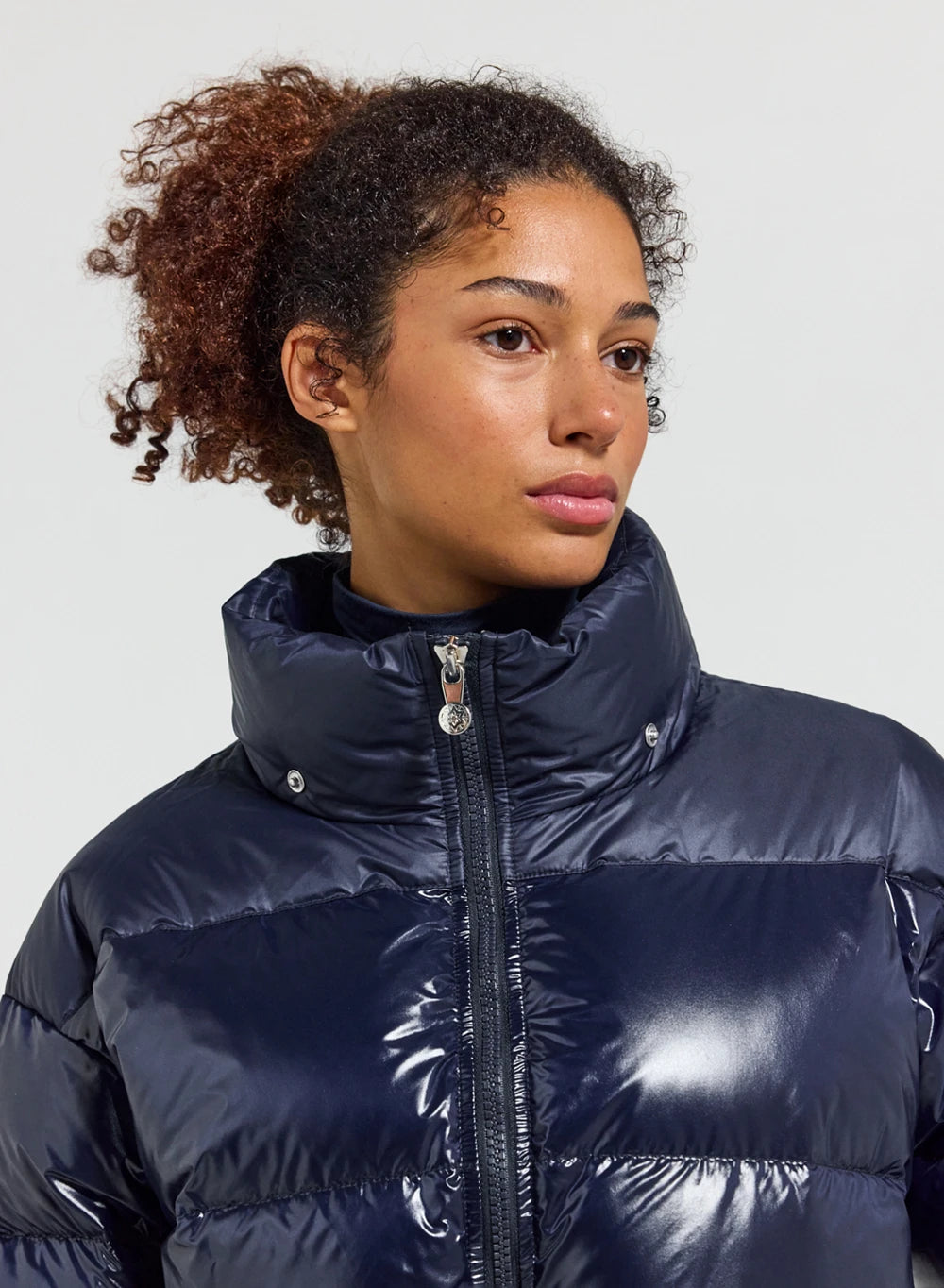 pyrenex-alexa-doudoune-brillante-capuche-femme-bleu-marine image 5