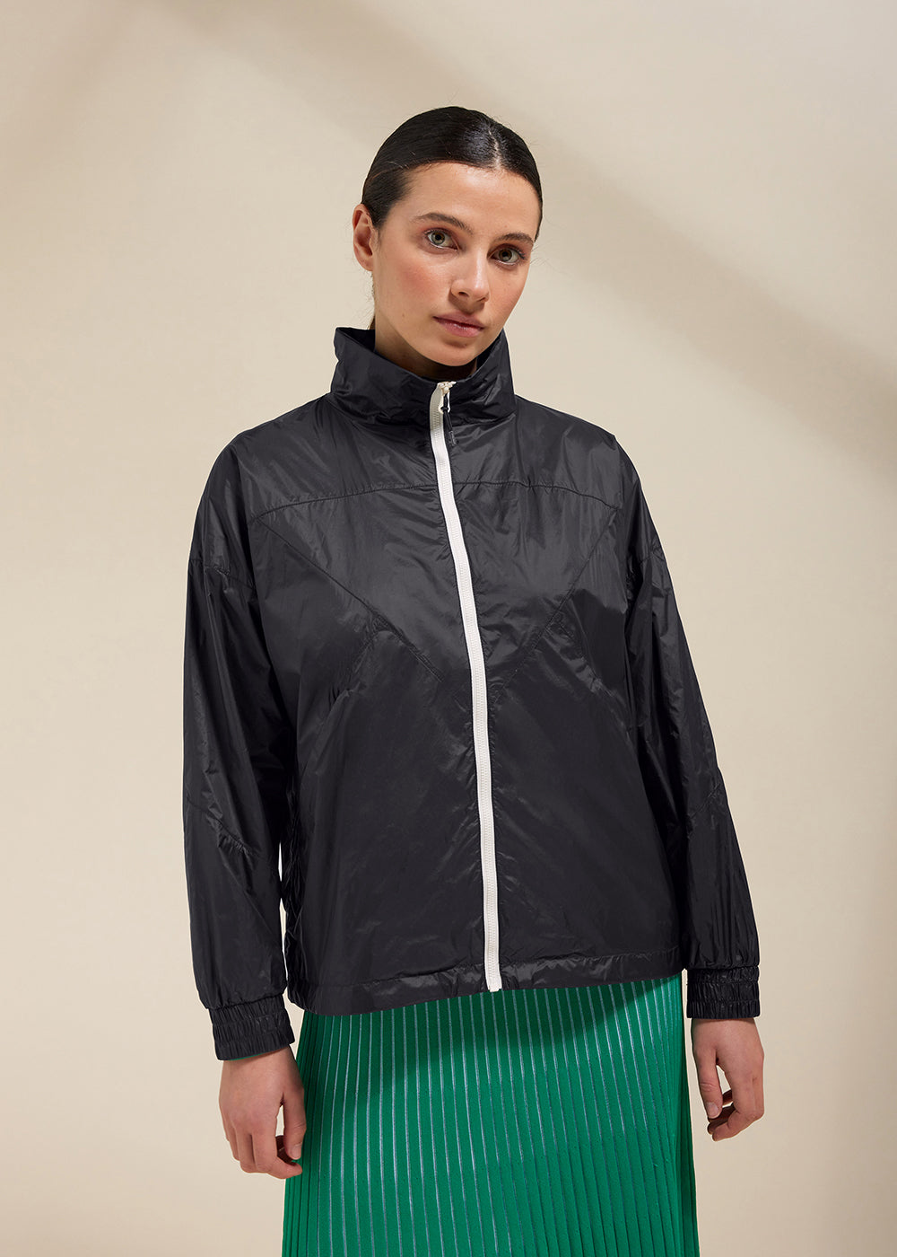pyrenex-erine-coupe-vent-femme-loose-black image 3