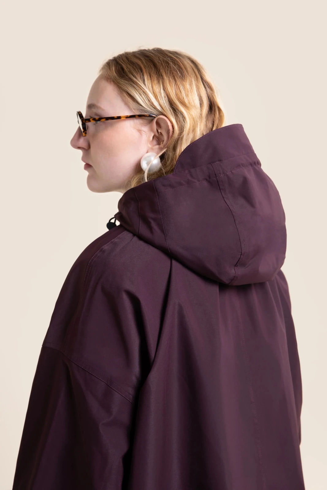 flotte-garance-veste-imperm-able-courte-beige-capuche image 5
