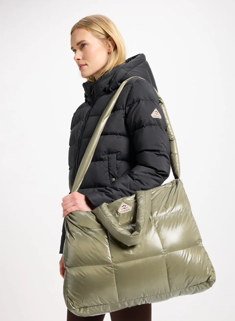 sac-cabas-matelass-pyrenex-alyx-big-kaki-clair image 1
