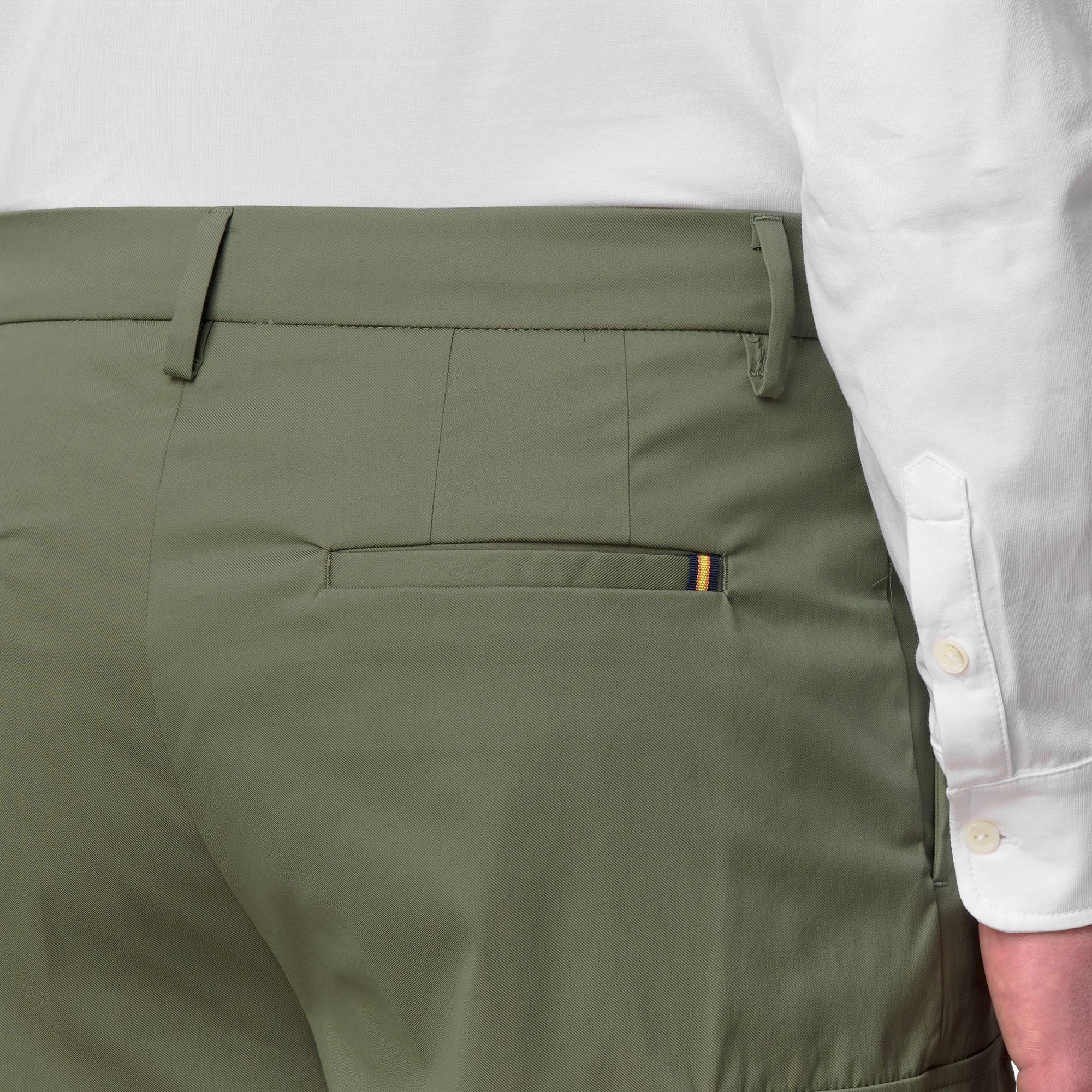 k-way-serje-twill-tech-short-cargo-homme-green-lichen image 4