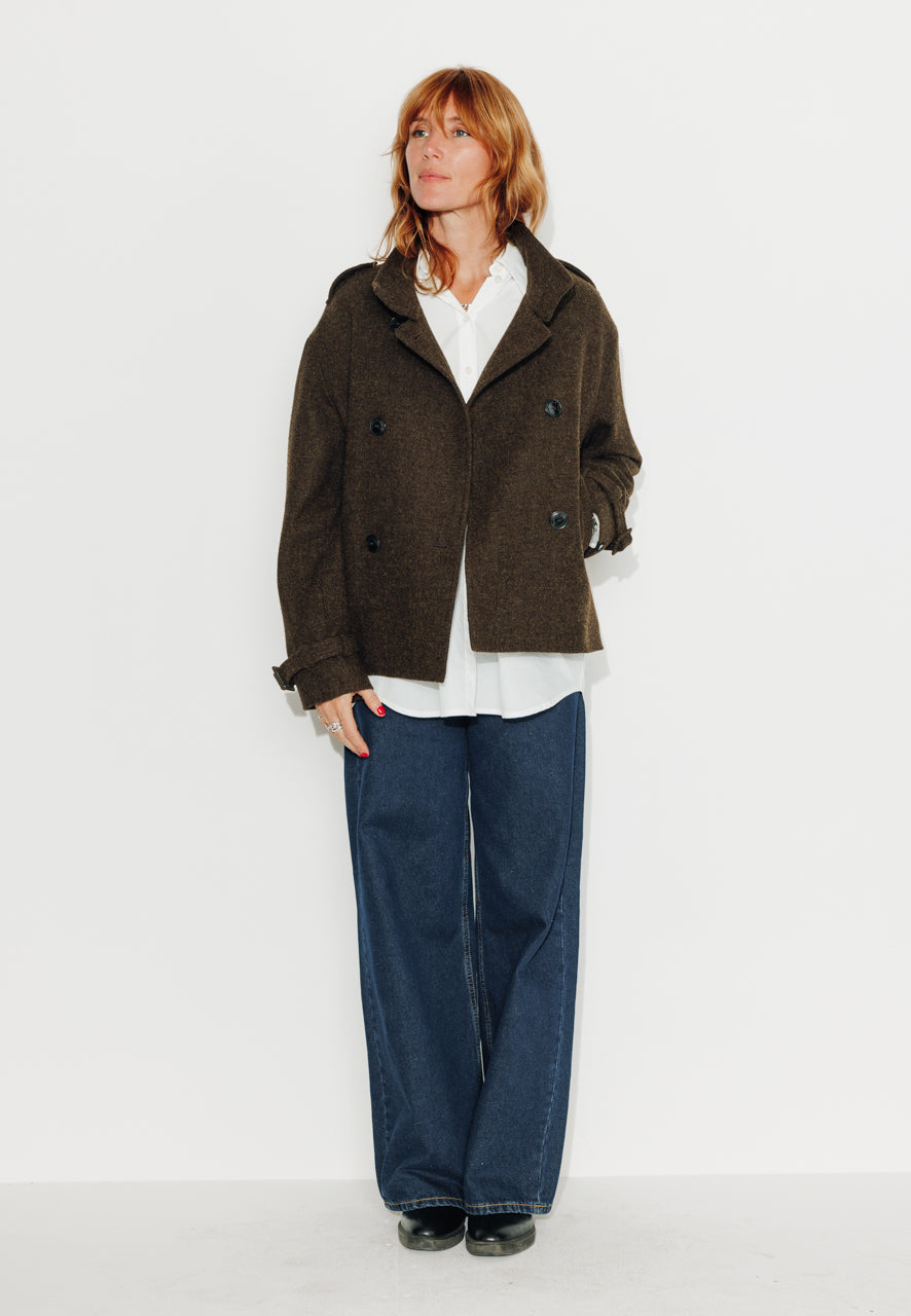 trench-coat-sophora-manteau-court-oversize-drap-laine-shetland-marron image 2