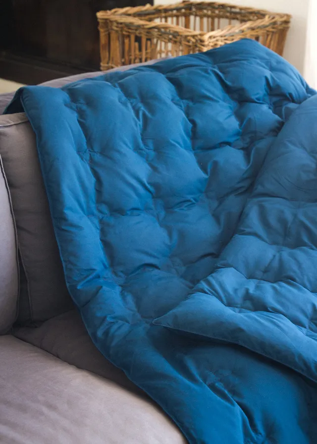 pyrenex-caresse-plaid-duvet-bleu-de-n-mes image 1