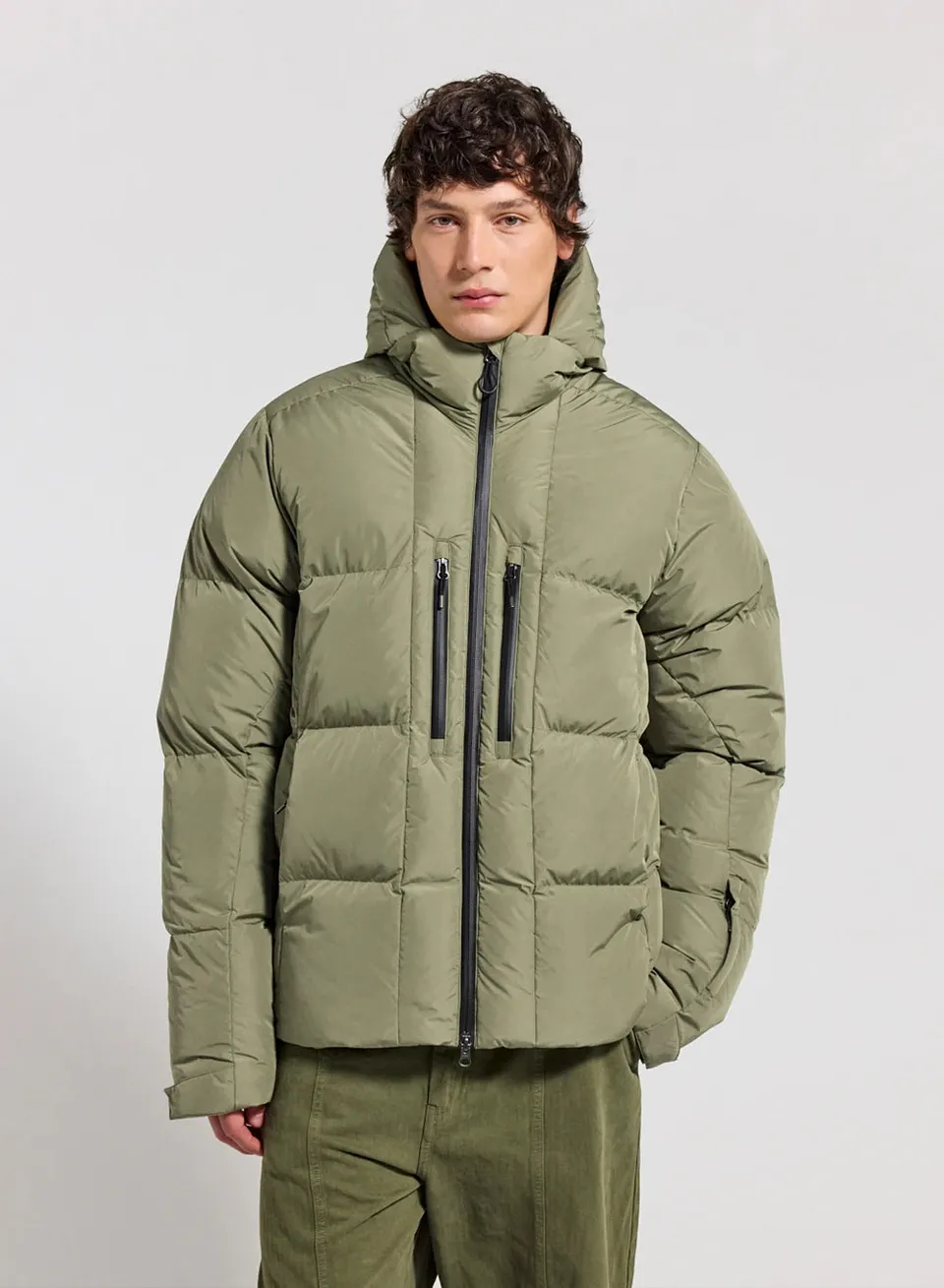 doudoune-capuche-homme-pyrenex-impulse-kaki-clair image 1