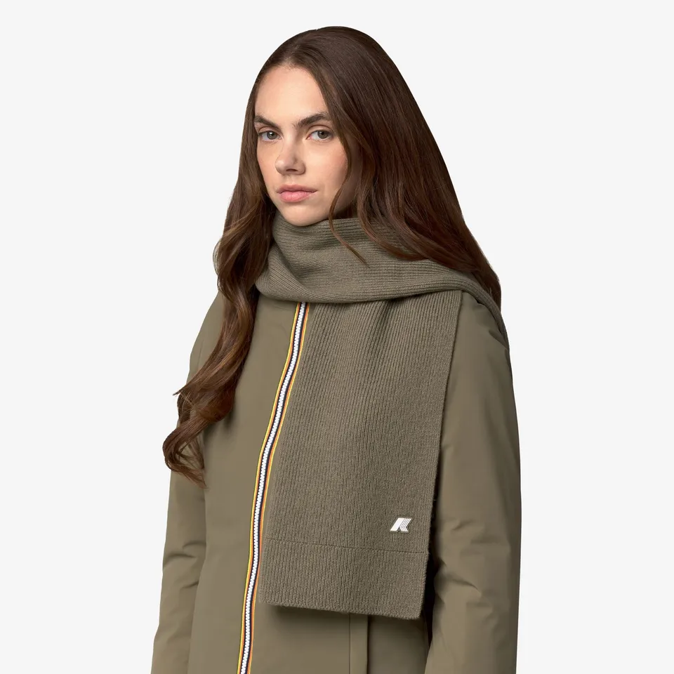 k-way-etienne-cardigan-stitch-wool-charpe-unisexe-green-army image 1