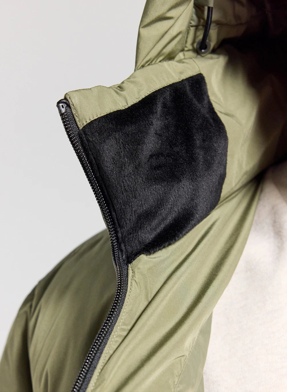 doudoune-capuche-homme-pyrenex-impulse-kaki-clair image 7