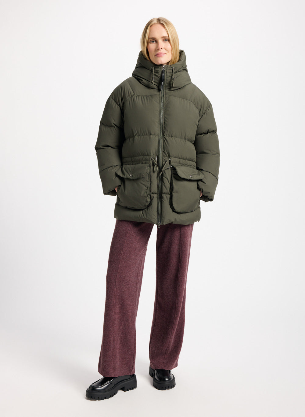 doudoune-hiver-femme-pyrenex-aule-capuche-kaki image 2
