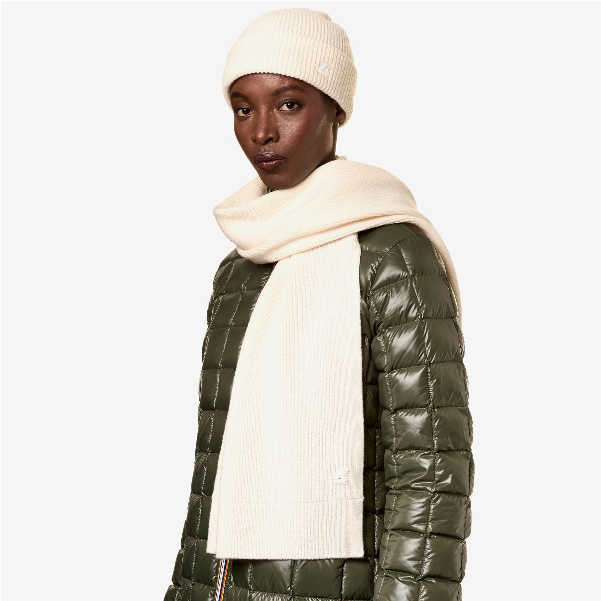 k-way-etienne-cardigan-stitch-wool-charpe-unisexe-beige-shortbread image 1