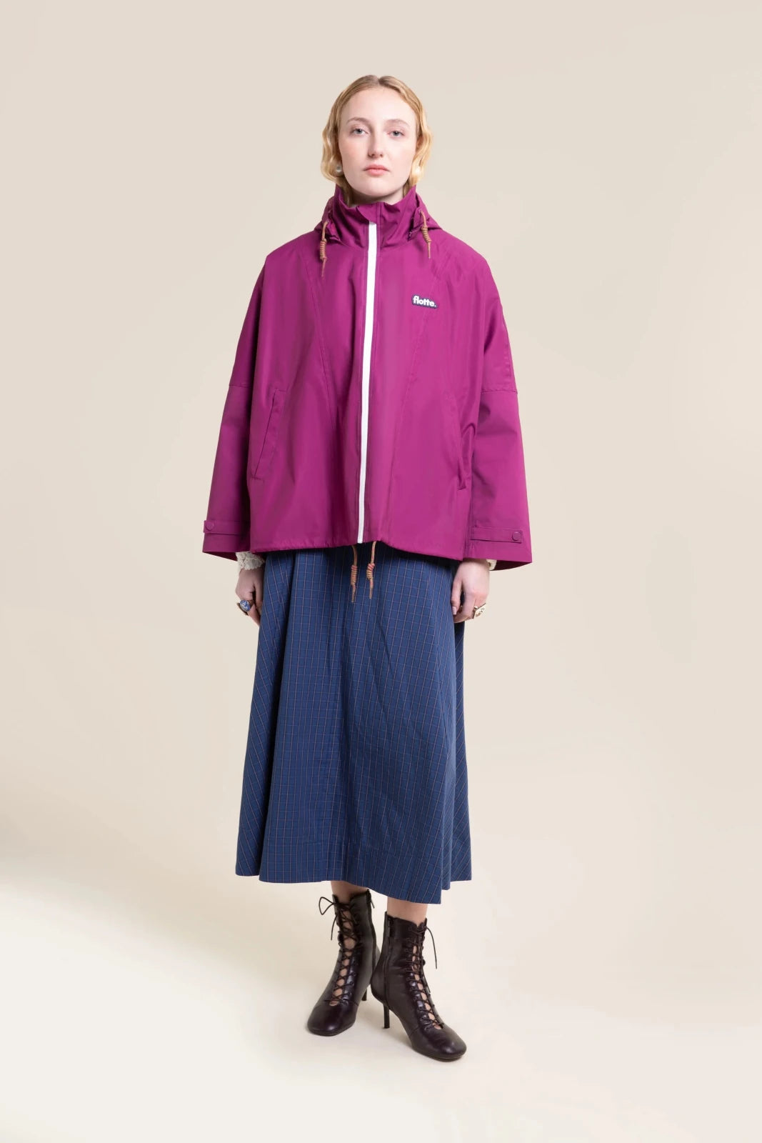flotte-lourmel-cape-imperm-able-courte-oversize-capuche-2 image 1