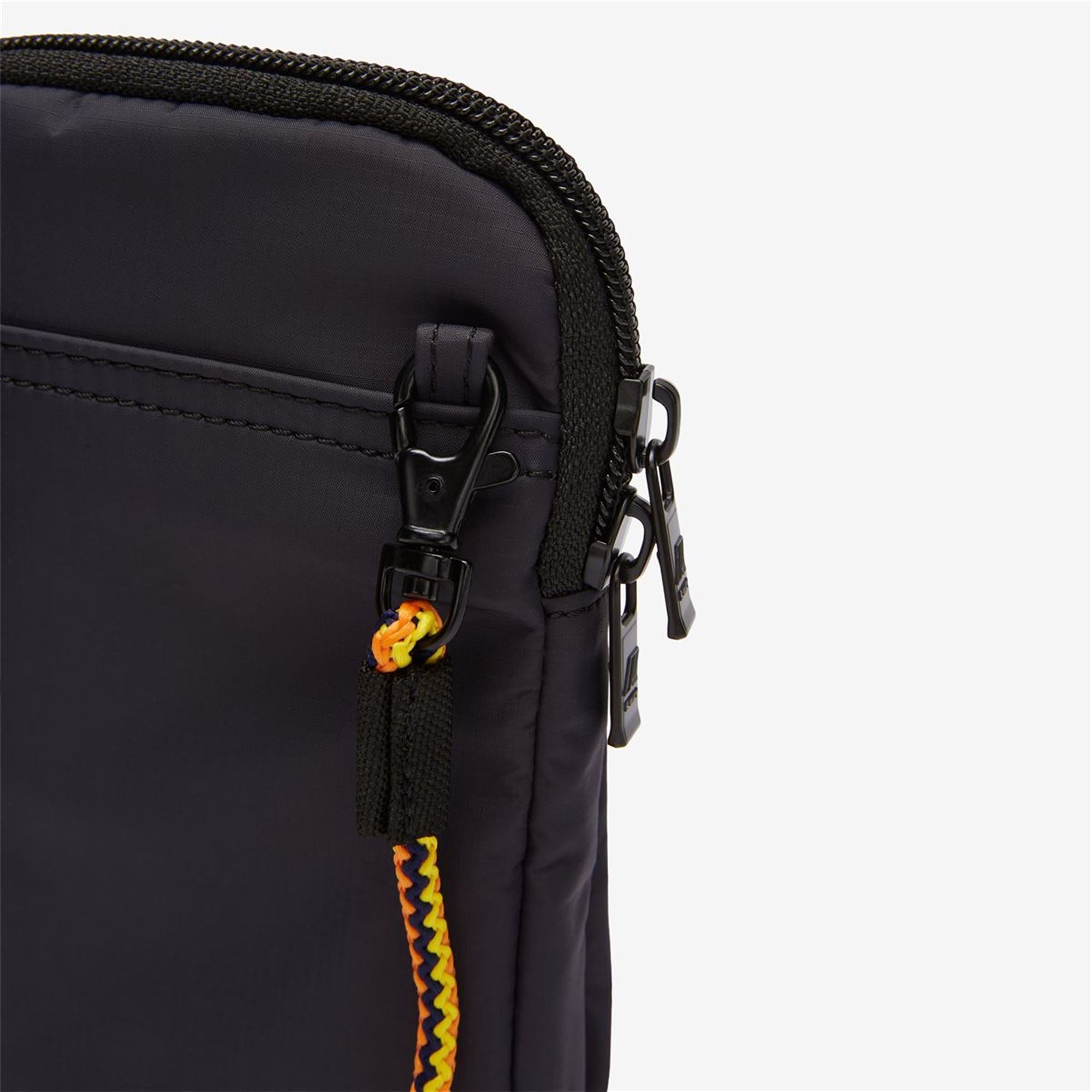 k-way-vitree-porte-smartphone-unisexe-blue-depth image 4