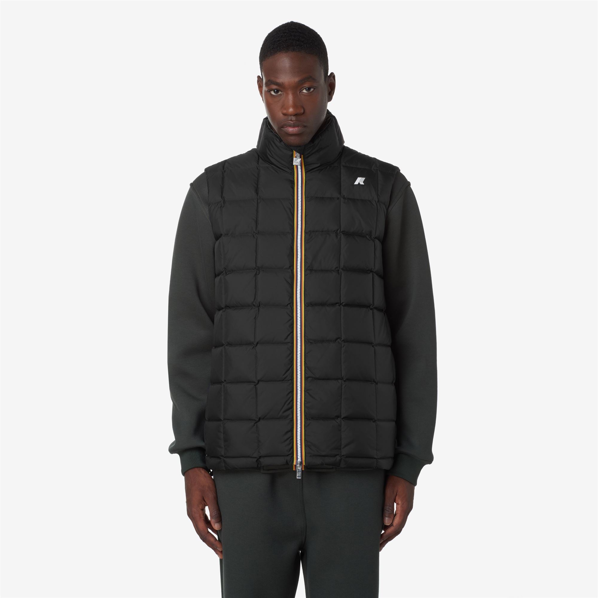 k-way-valen-st-thermo-double-gilet-court-homme-green-blackish-black-pure image 4