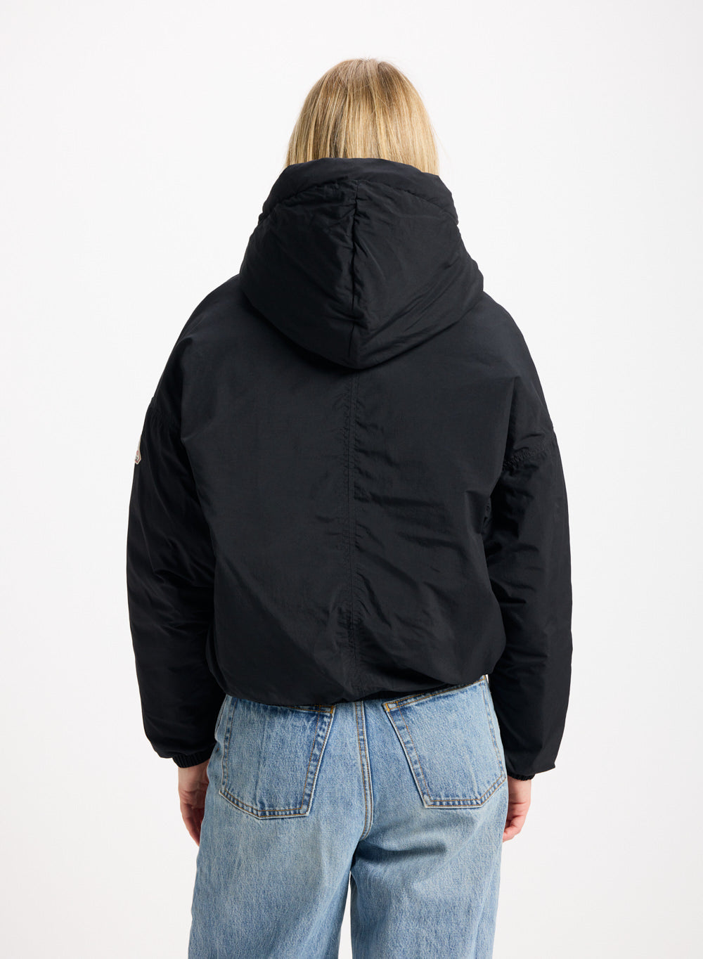 pyrenex-attitude-parka-courte-en-duvet-femme-noire image 4