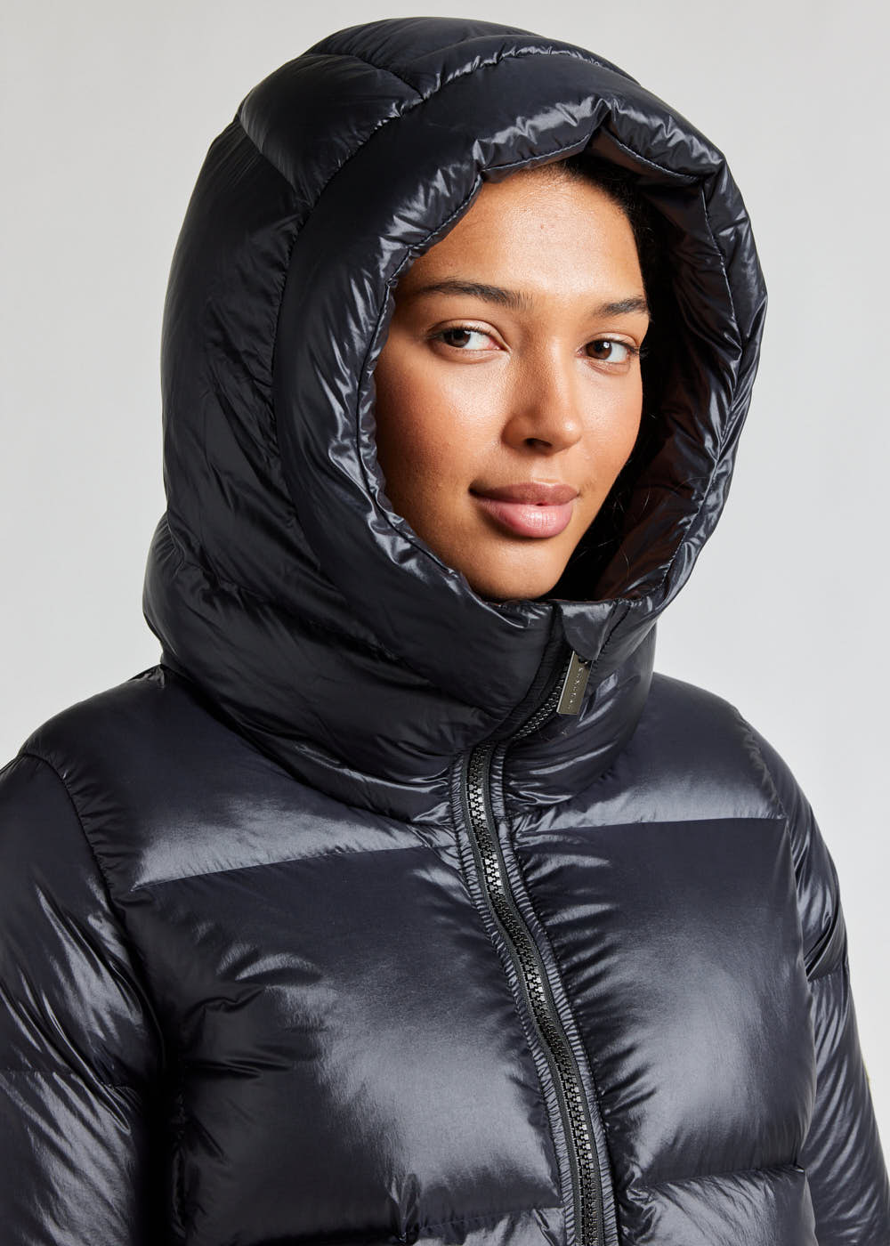 pyrenex-doudoune-femme-karla-capuche-black image 4