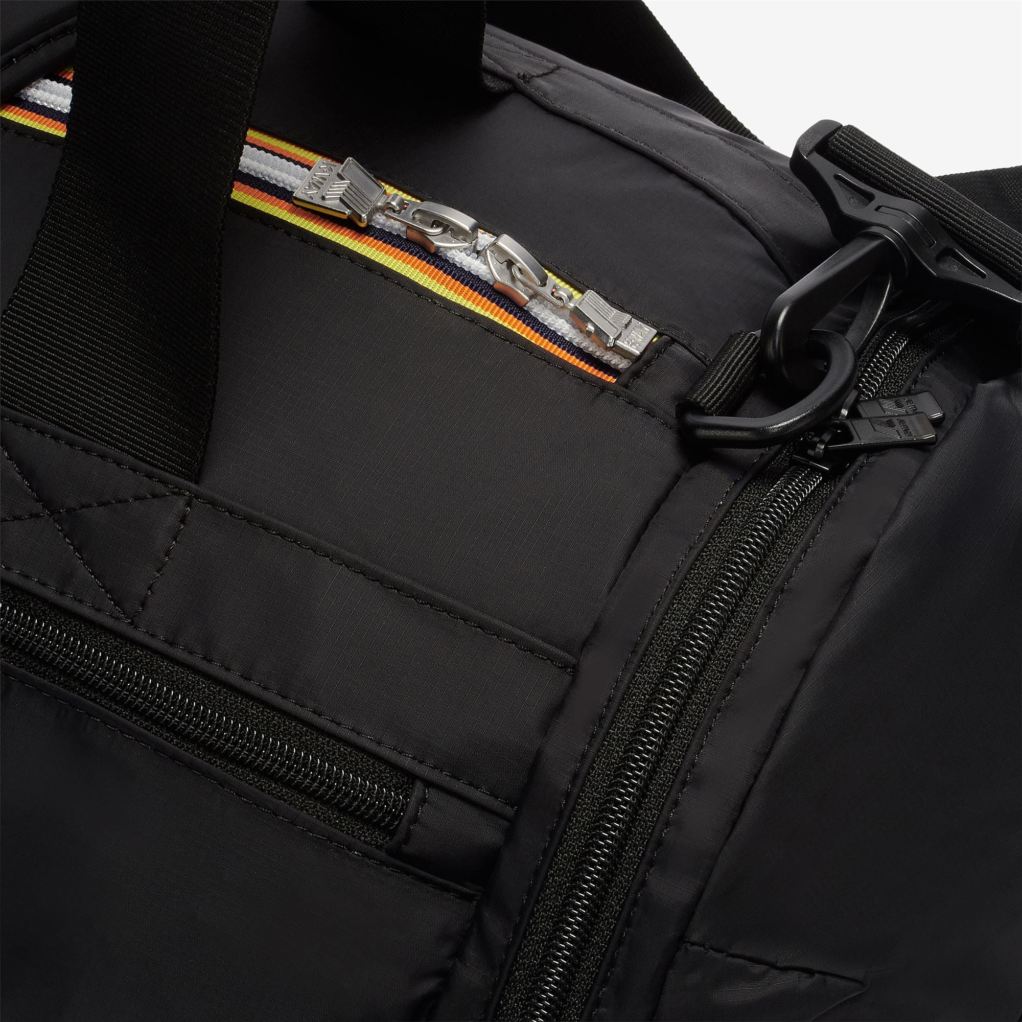 k-way-mereville-s-sac-polochon-unisexe-black-pure image 4