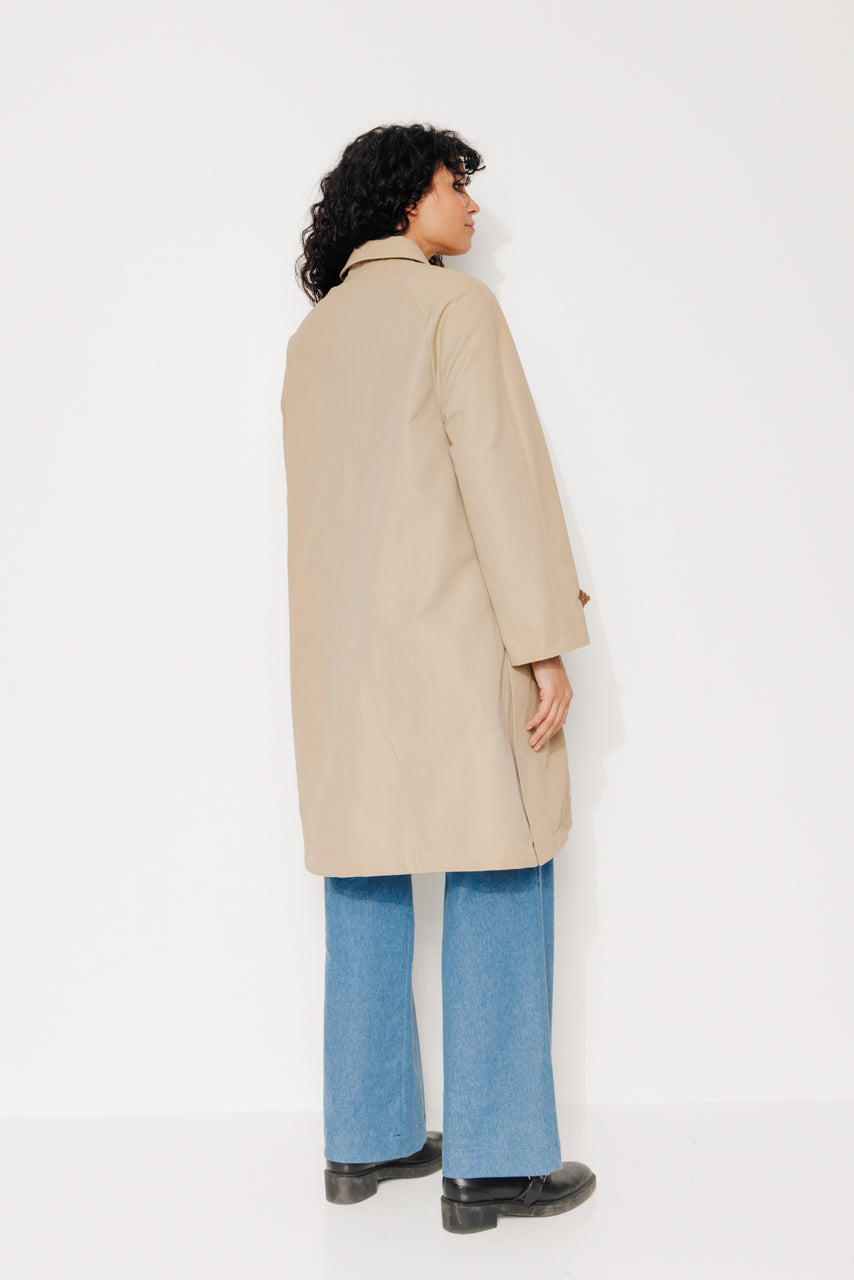 trench-coat-parrotia-imperm-able-mi-long-en-coton-d-perlant-camel image 8