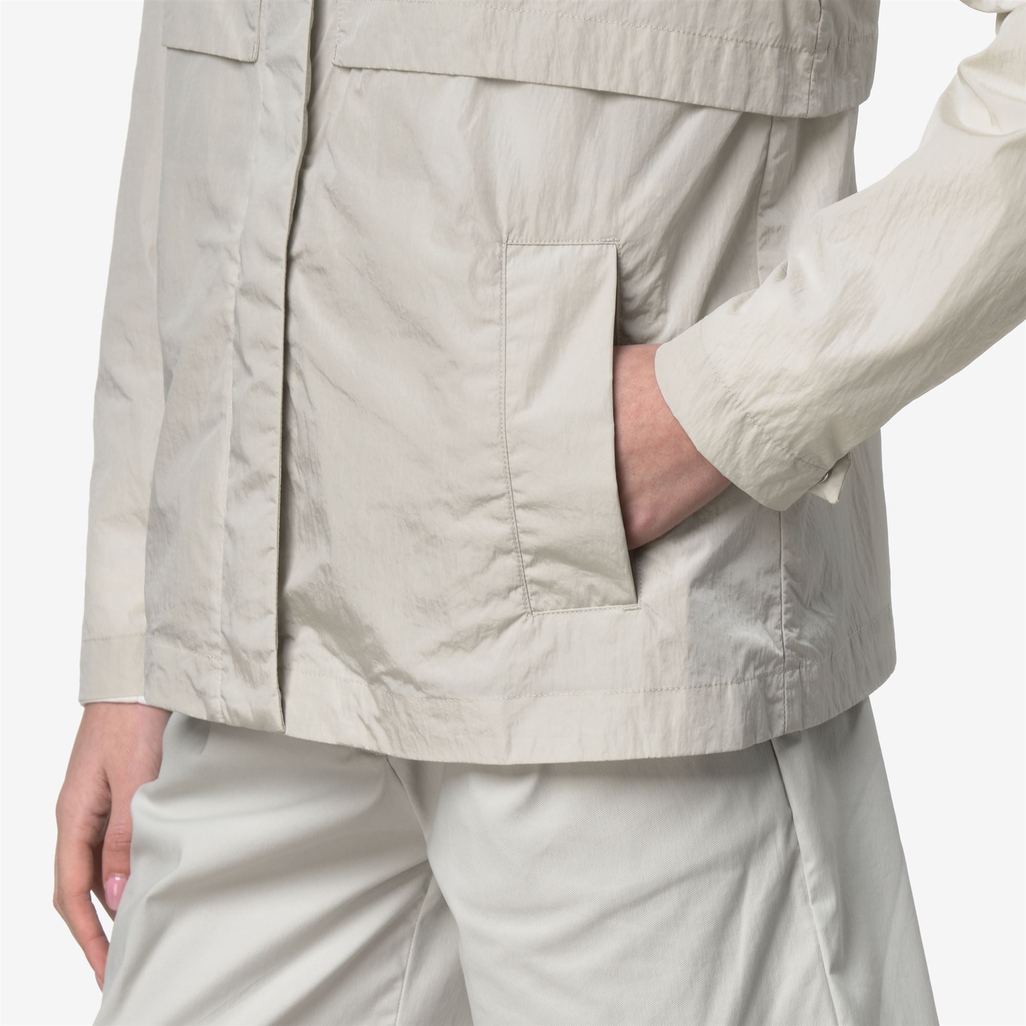 k-way-sophile-satin-glass-veste-court-femme-beige-lt image 4