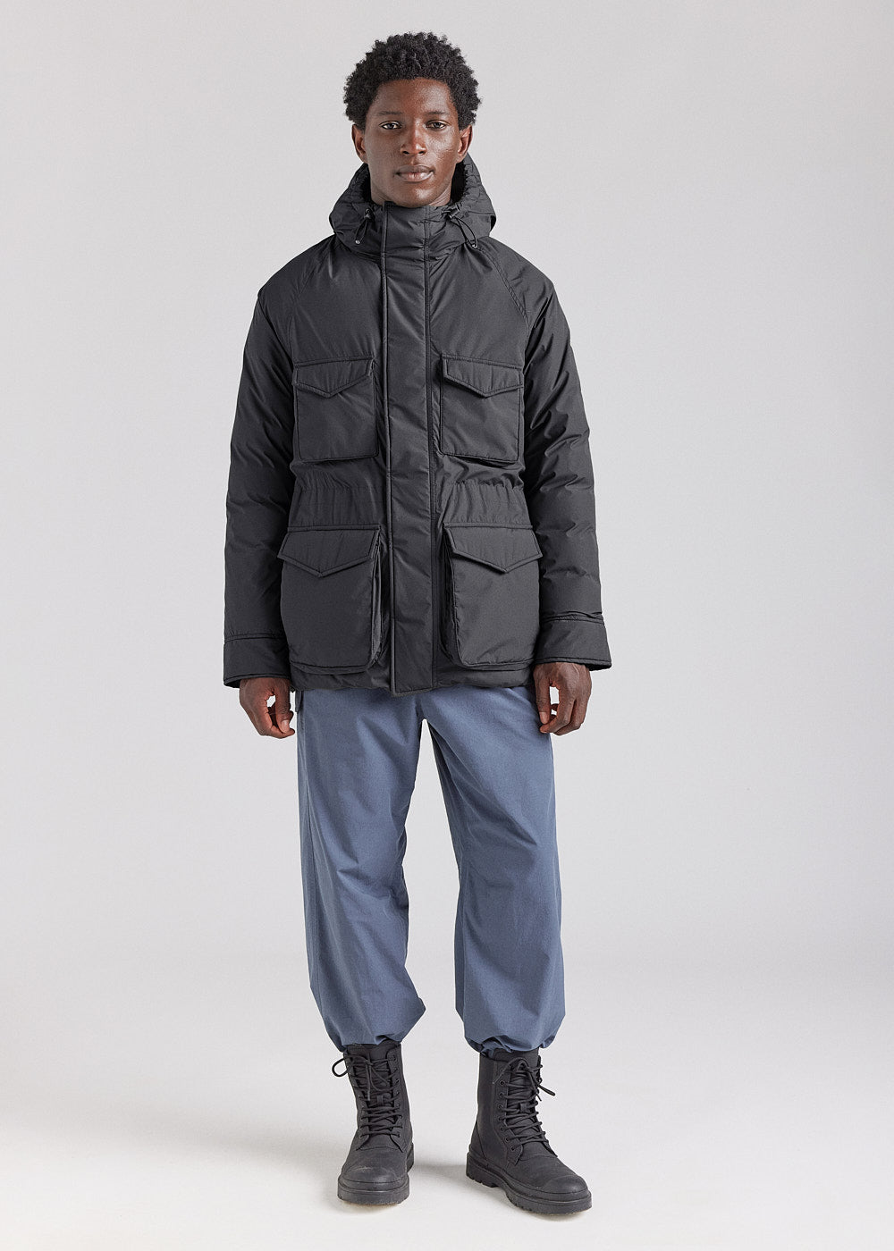 pyrenex-bazus-noire-homme-parka-duvet-d-perlante-capuche image 2