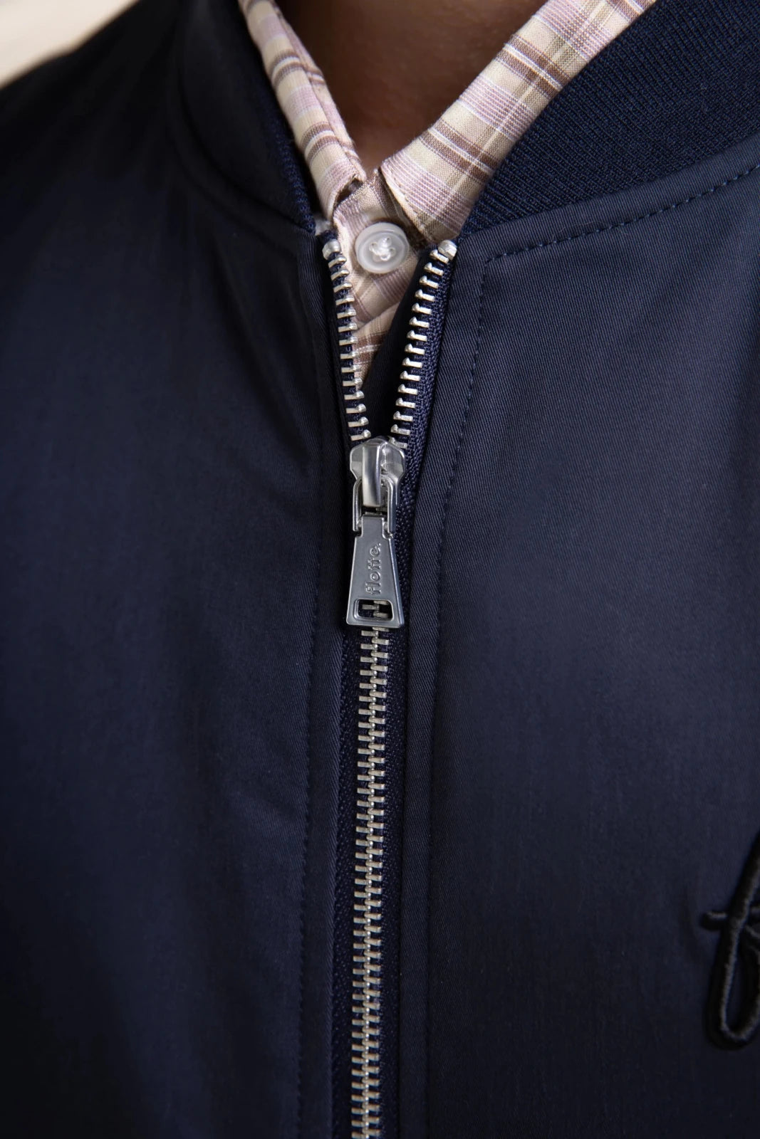 flotte-turot-gilet-sans-manches-imperm-able-sherpa-chat-noir image 5