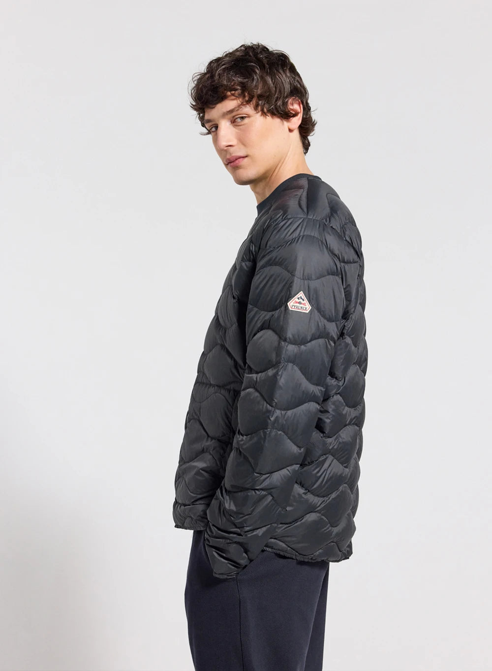 doudoune-extra-l-g-re-homme-pyrenex-handy-noire image 3