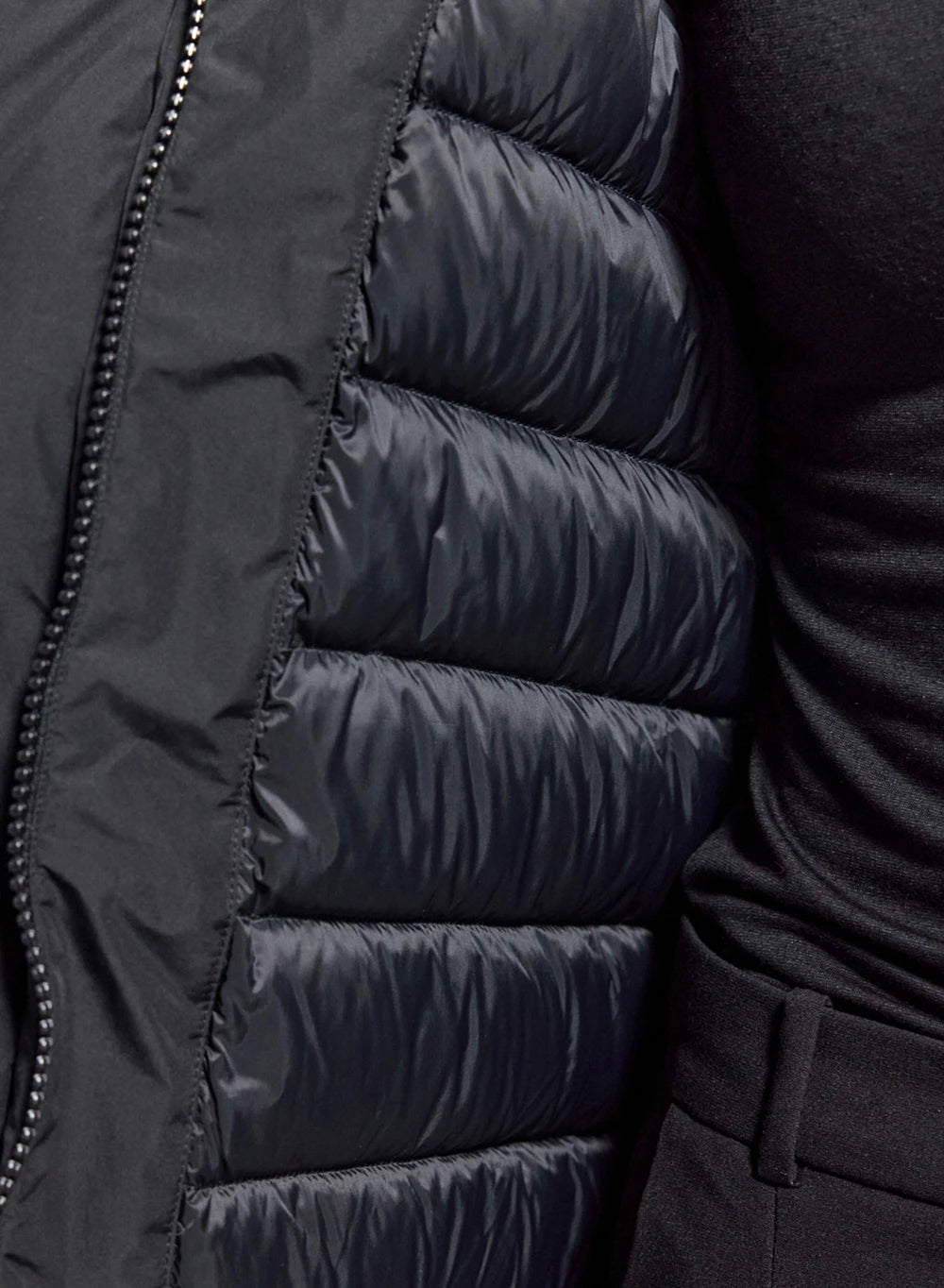 pyrenex-easy-parka-imperm-able-femme-noire-en-duvet-naturel image 6