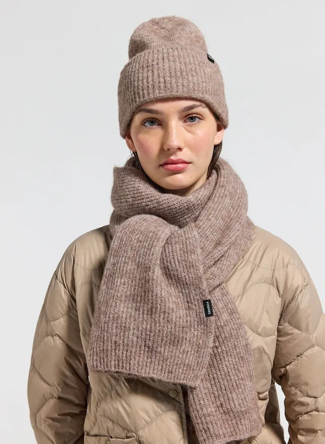 bonnet-pyrenex-soazig-beige-en-laine-et-alpaga image 1