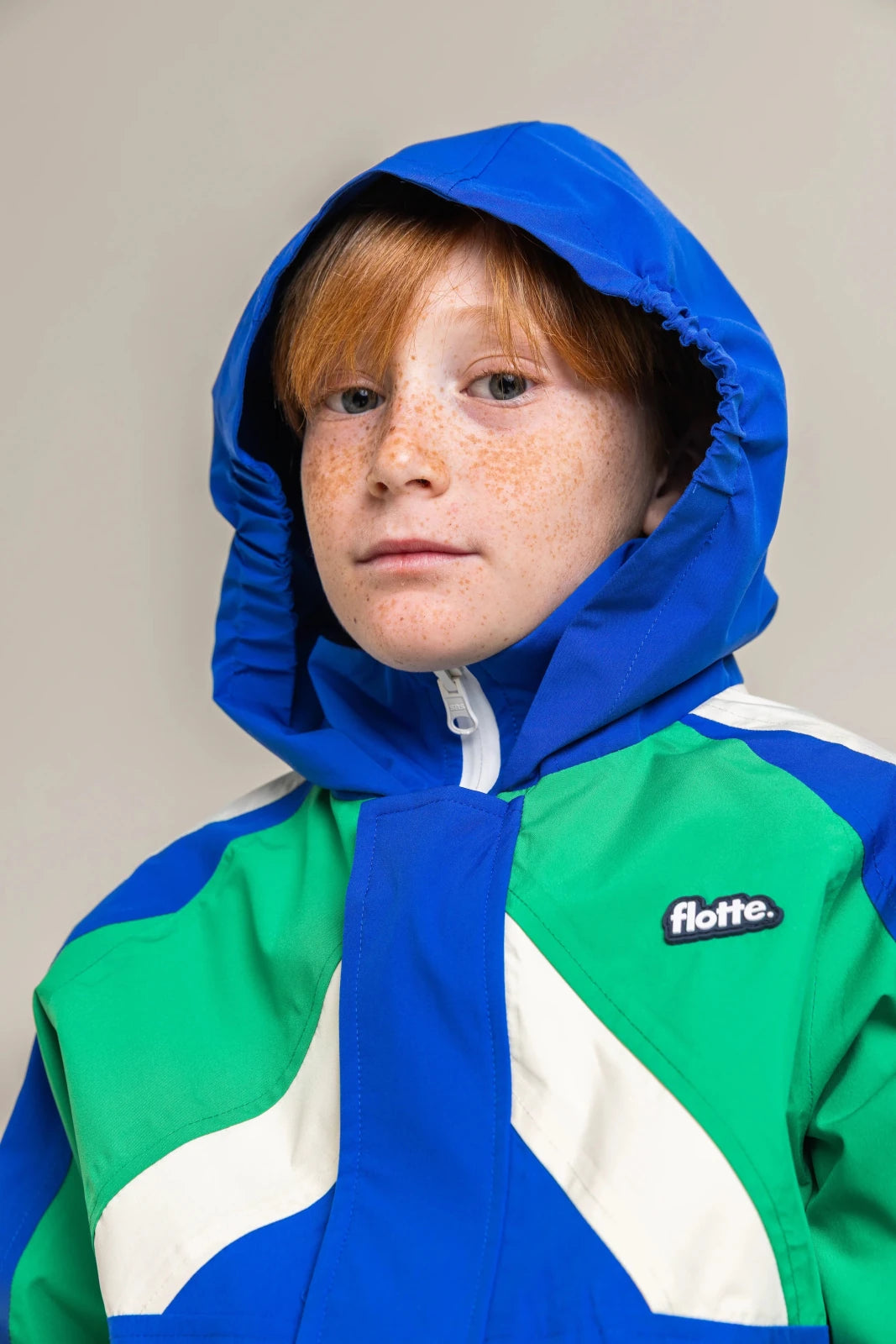 flotte-abbessito-veste-imperm-able-enfant-tricolore-capuche image 4