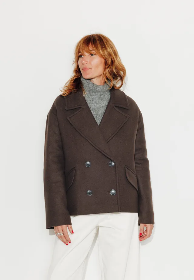 trench-coat-murier-manteau-court-oversize-drap-laine-vierge-marron image 1