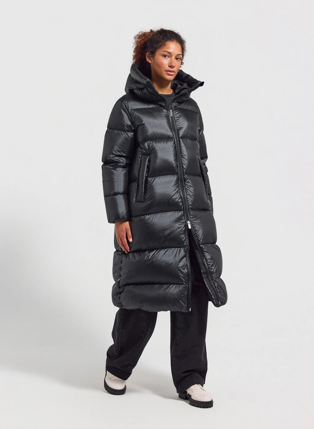 pyrenex-oriela-doudoune-longue-femme-noire-made-in-saint-sever image 5