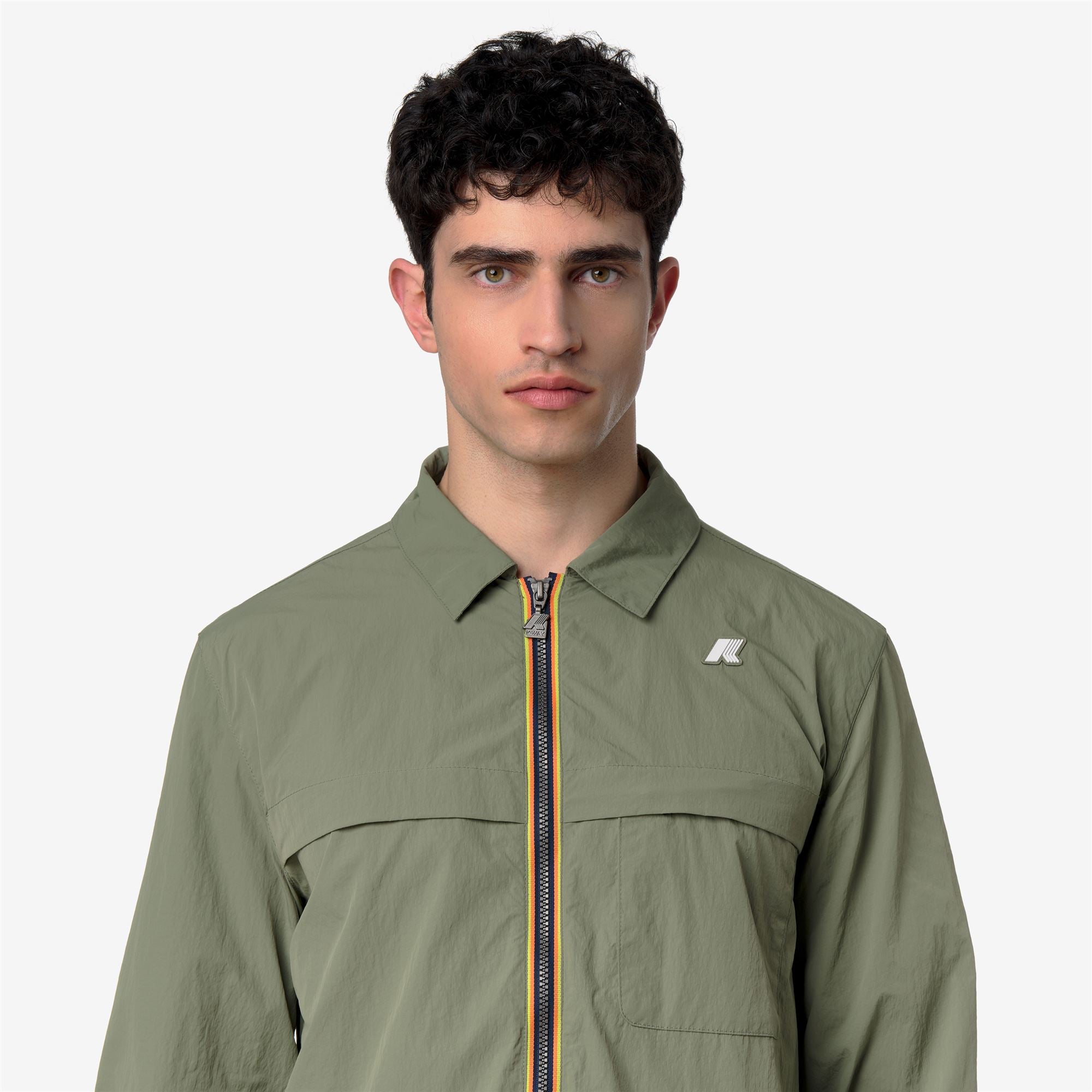 k-way-jules-light-nylon-surchemise-homme-green-lichen image 4