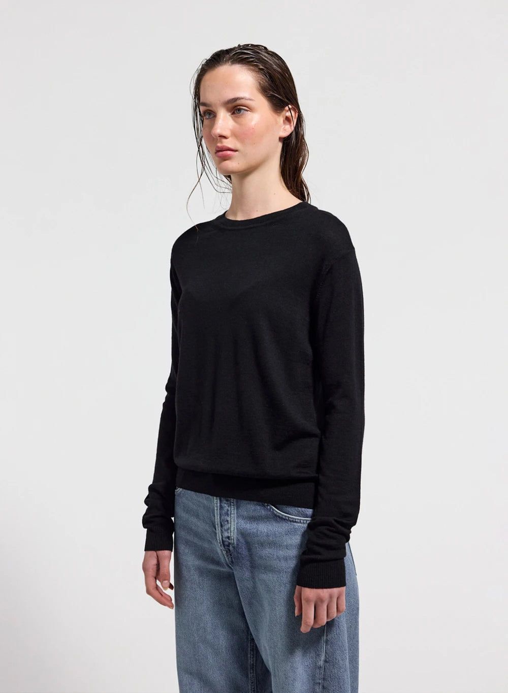 pull-fin-col-rond-femme-pyrenex-mysig-noir-en-laine-m-rinos image 1