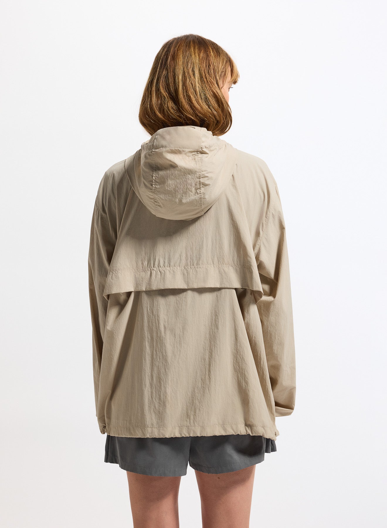 pyrenex-soulere-coupe-vent-unisexe-capuche-beige image 8
