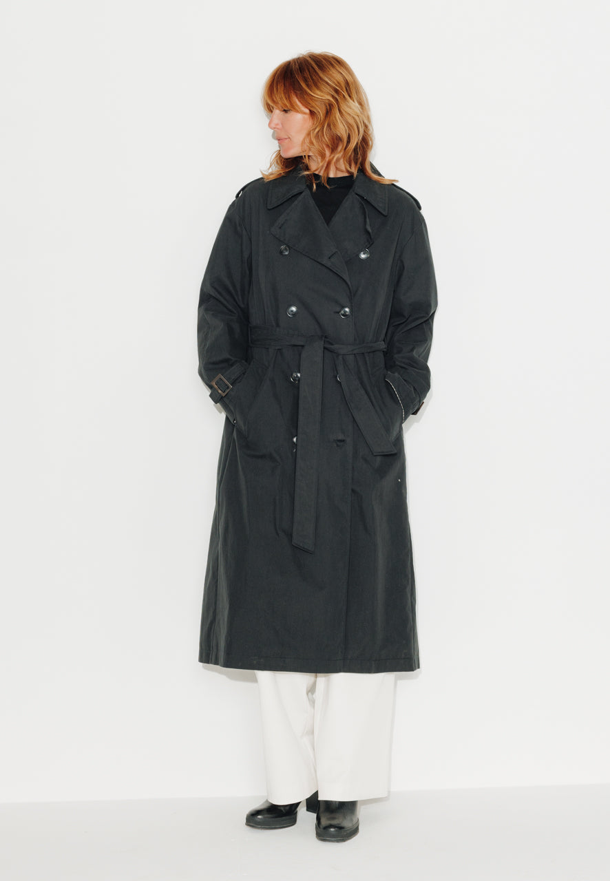 trench-coat-amandier-trench-long-ceintur-noir image 2