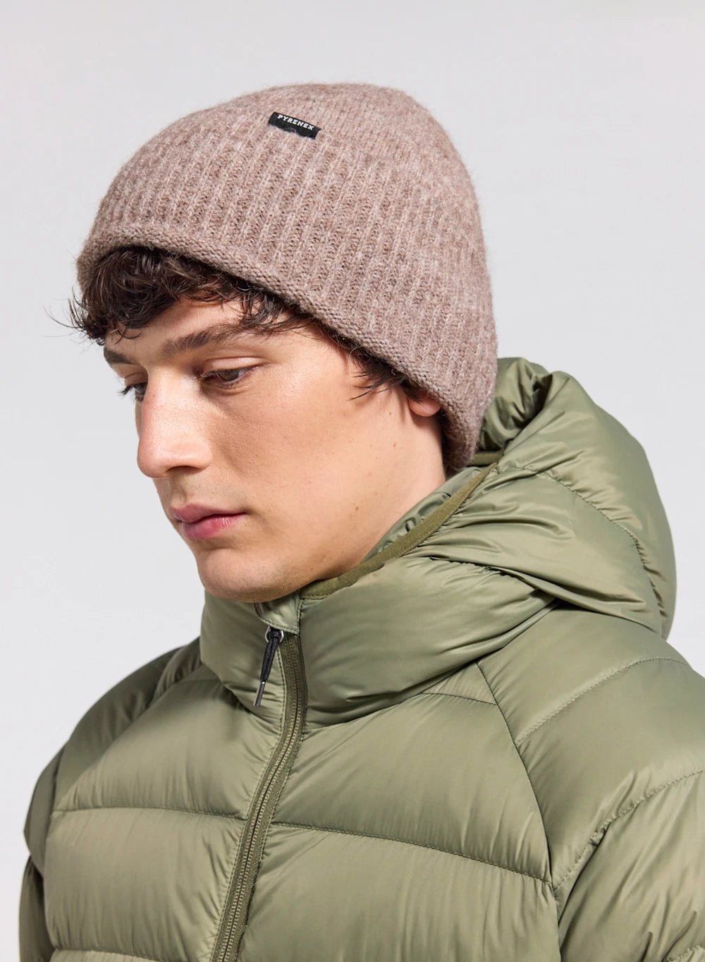 bonnet-pyrenex-soazig-beige-en-laine-et-alpaga image 2