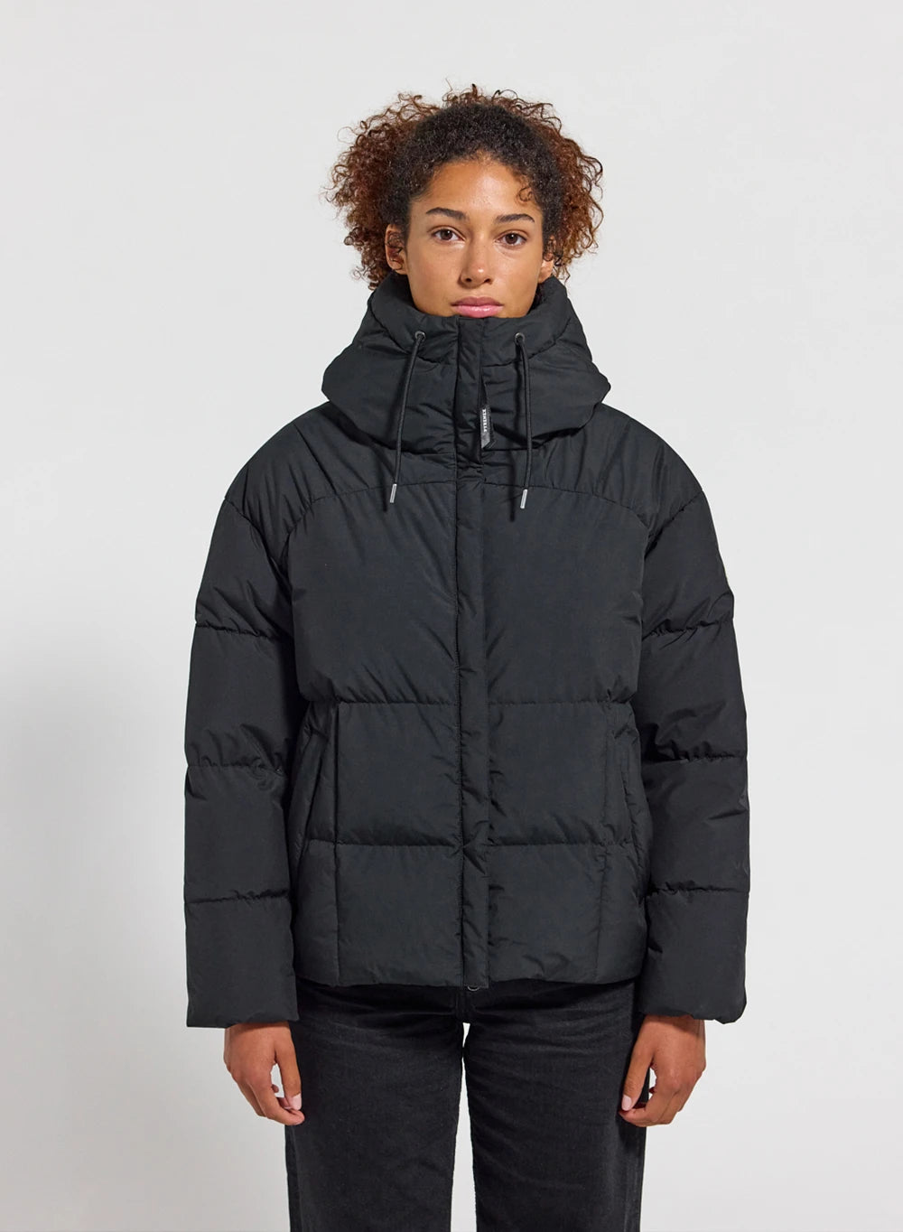 pyrenex-harmonie-doudoune-femme-capuche-noire image 1