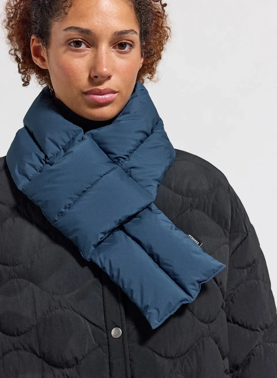 pyrenex-lucie-charpe-en-duvet-matelass-e-bleu-azur image 1
