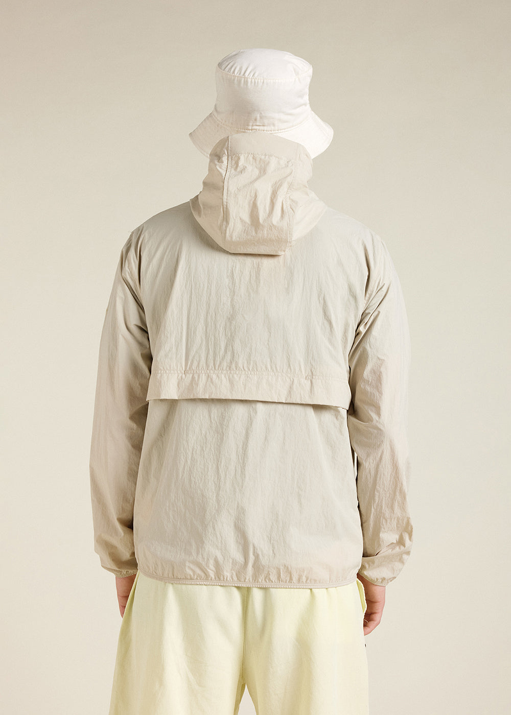 pyrenex-ridge-coupe-vent-unisexe-capuche-oyster-gray image 7