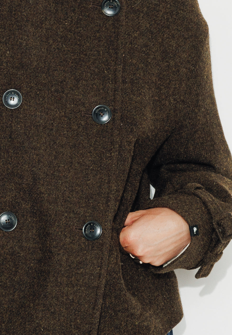 trench-coat-sophora-manteau-court-oversize-drap-laine-shetland-marron image 4