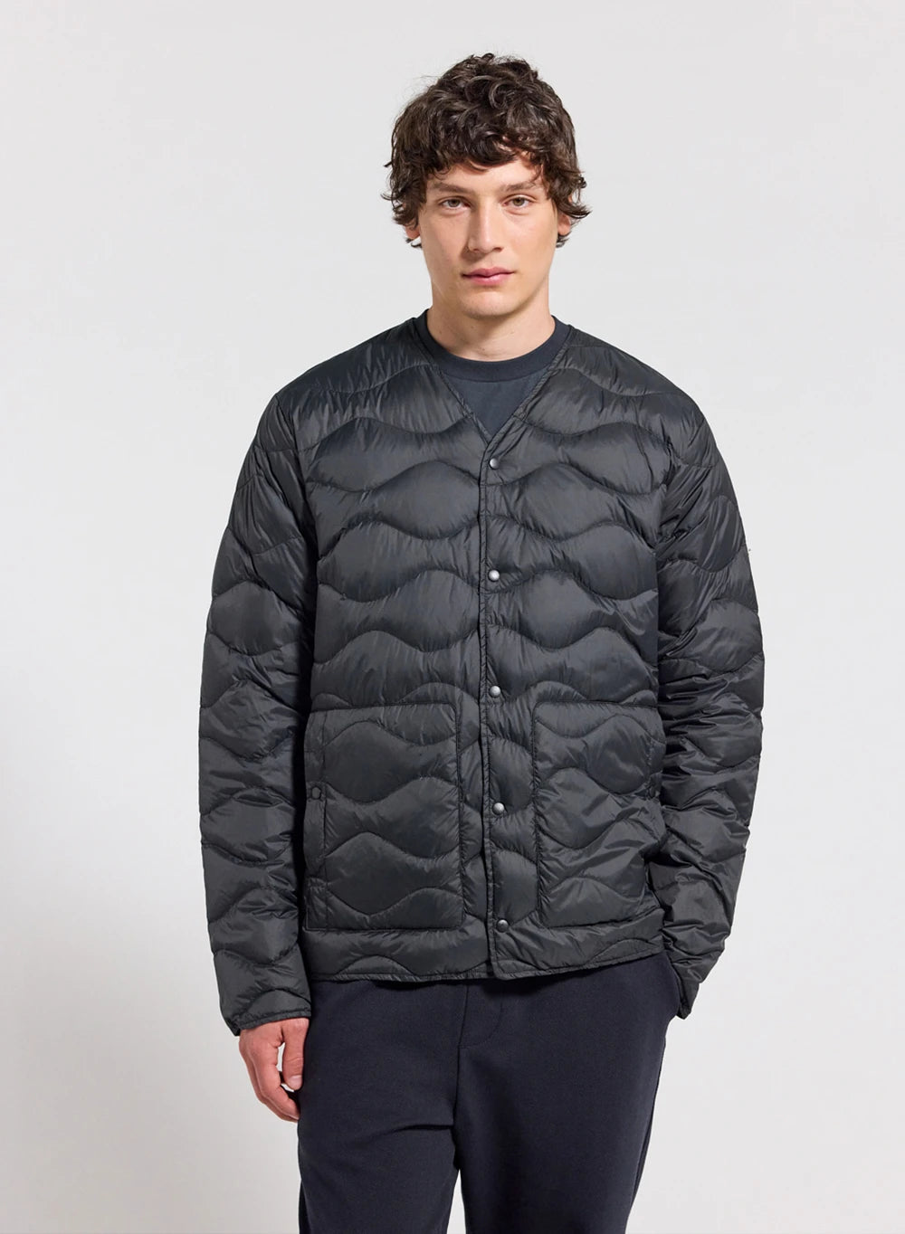 doudoune-extra-l-g-re-homme-pyrenex-handy-noire image 1