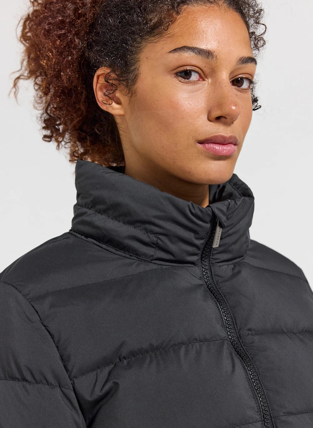 pyrenex-spoutnic-doudoune-femme-capuche-amovible-noire image 5