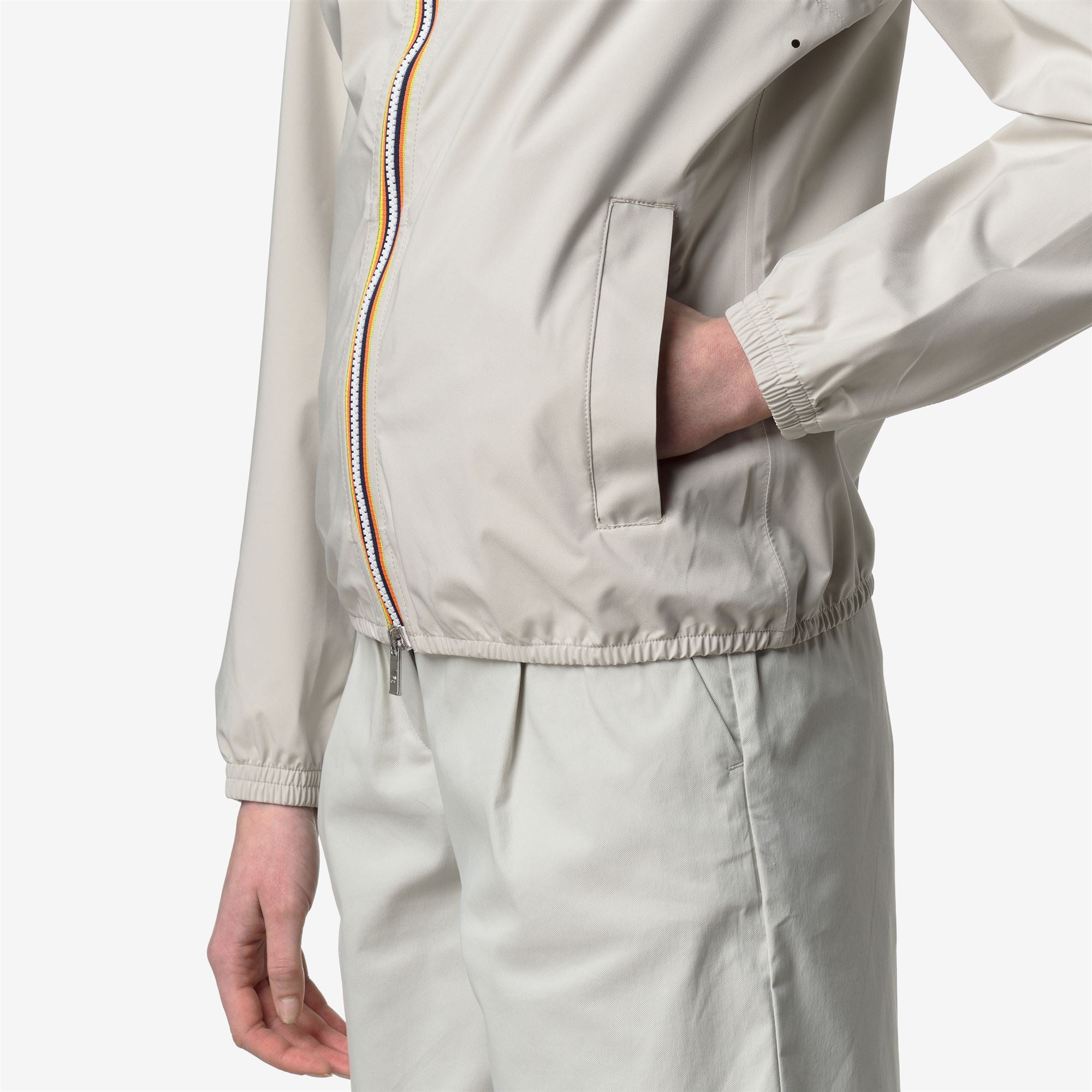 k-way-lil-2-0-stretch-dot-veste-courte-femme-beige-lt image 4