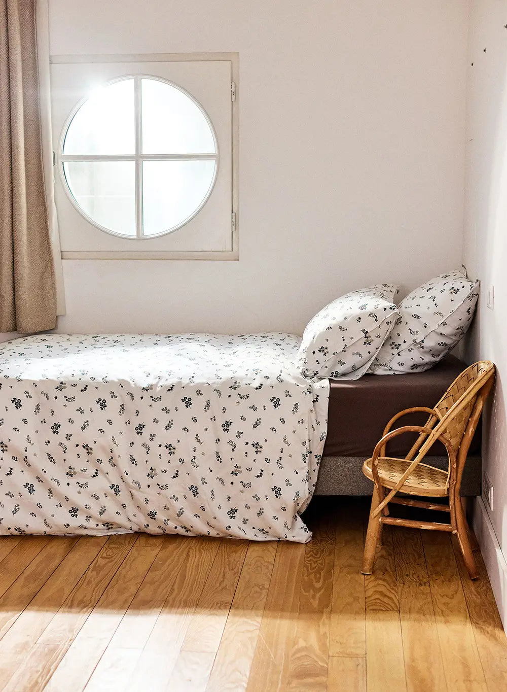 pyrenex-lily-housse-de-couette-motifs-floraux-coton-bio-et-tencel-lyocell image 1