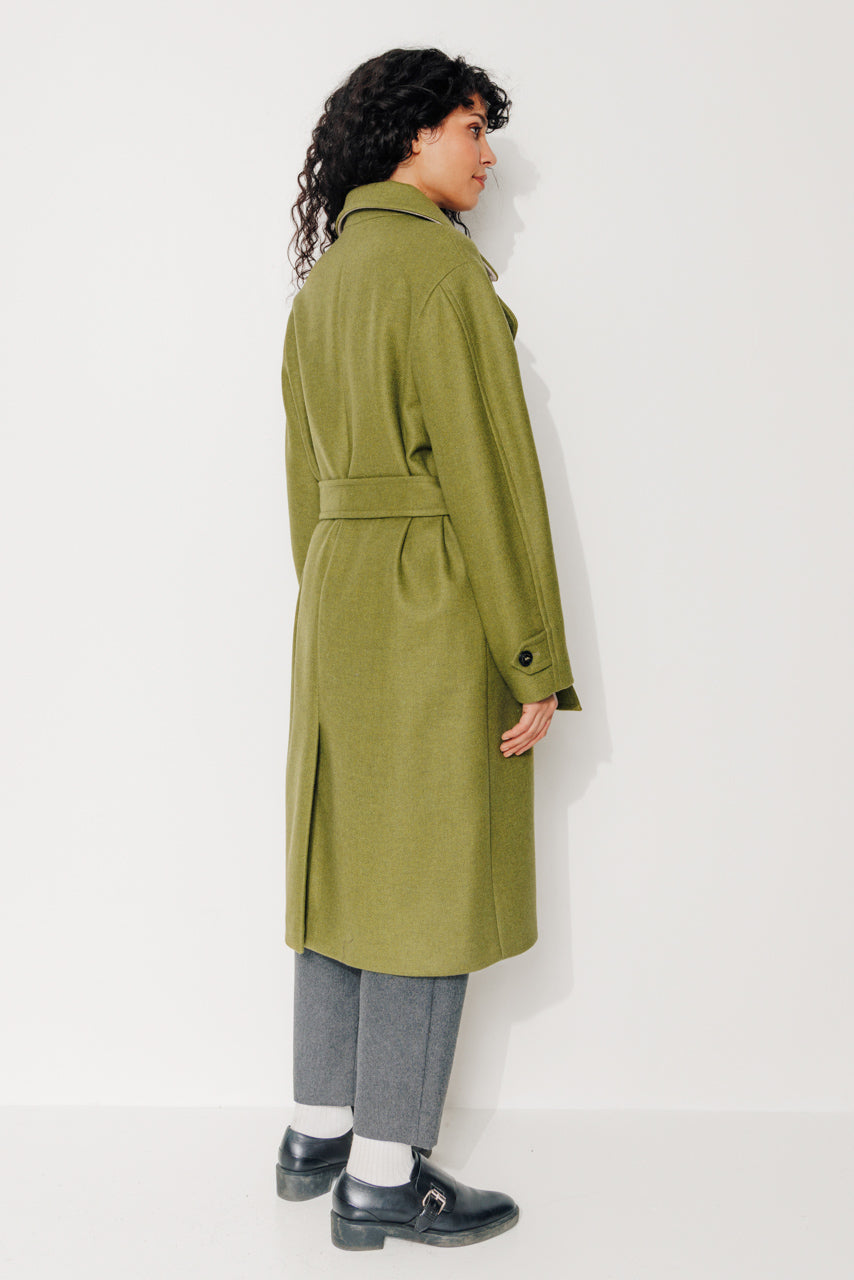 trench-coat-troene-manteau-long-oversize-gabardine-laine-recycl-e-vert image 3